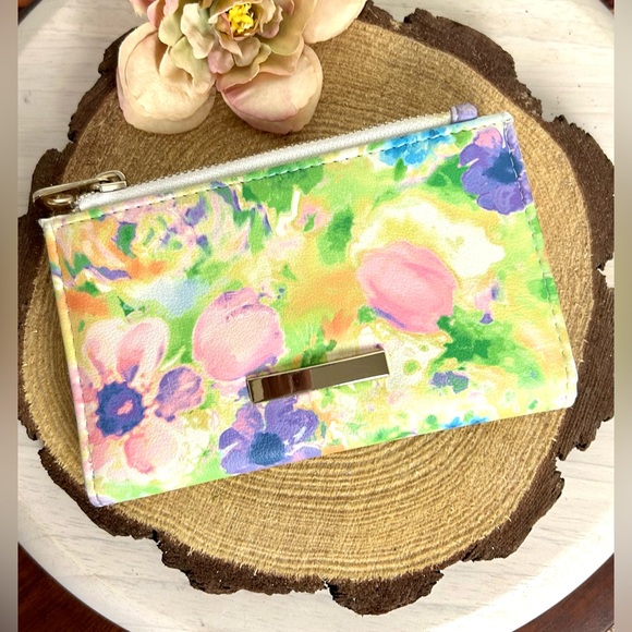 No Boundaries Handbags - Floral Watercolor Wallet
